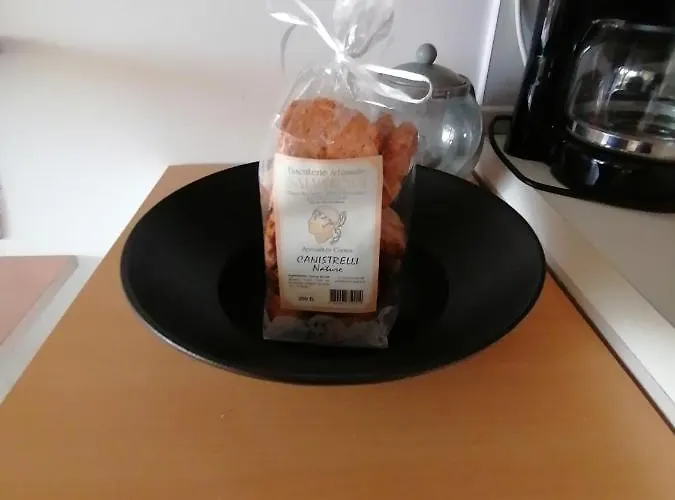 Les Eucalyptus LʼÎle-Rousse